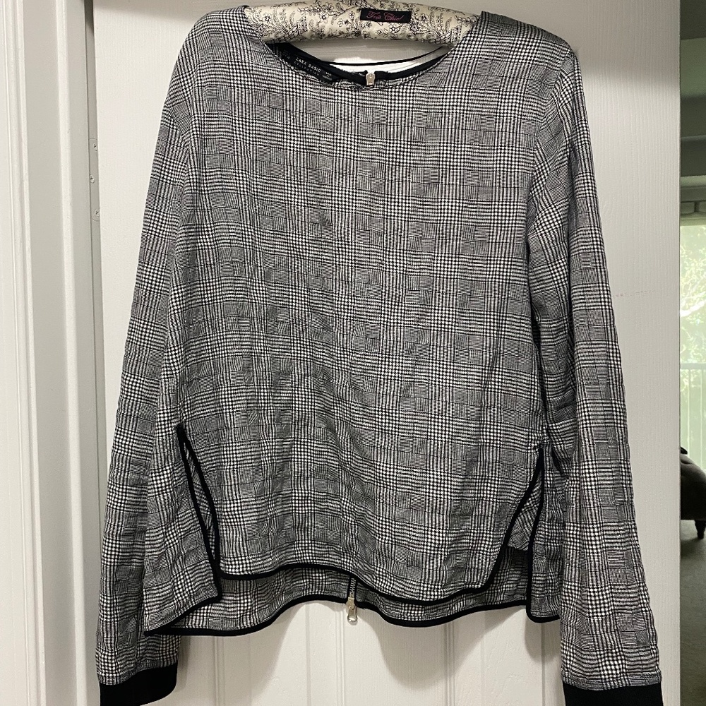 Zara Basic Collection, Size L. New